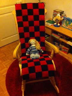 Keinutuolin pehmuste. Myyty.